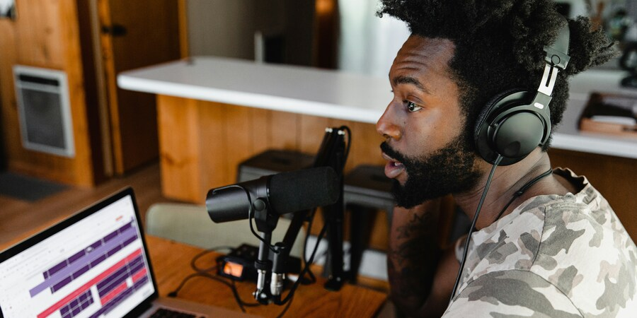 Strategies for podcast monataiaztion.
